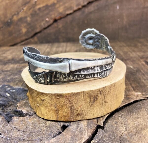 Bracelete Ossos